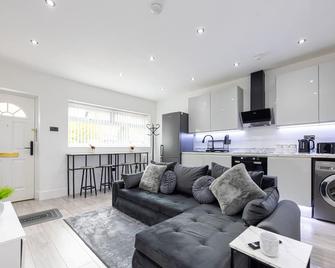 Deluxe Apartment in Central Manchester - Manchester - Living room
