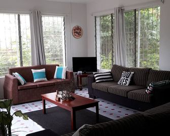 Dayspring Lodge - נוקו'אלופה - סלון