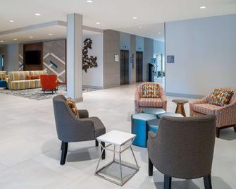 Home2 Suites By Hilton Brunswick - ברנסוויק - לובי