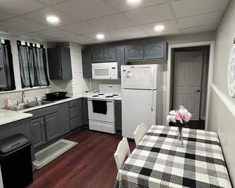 The Modern Victorian - Uniontown - Kitchen