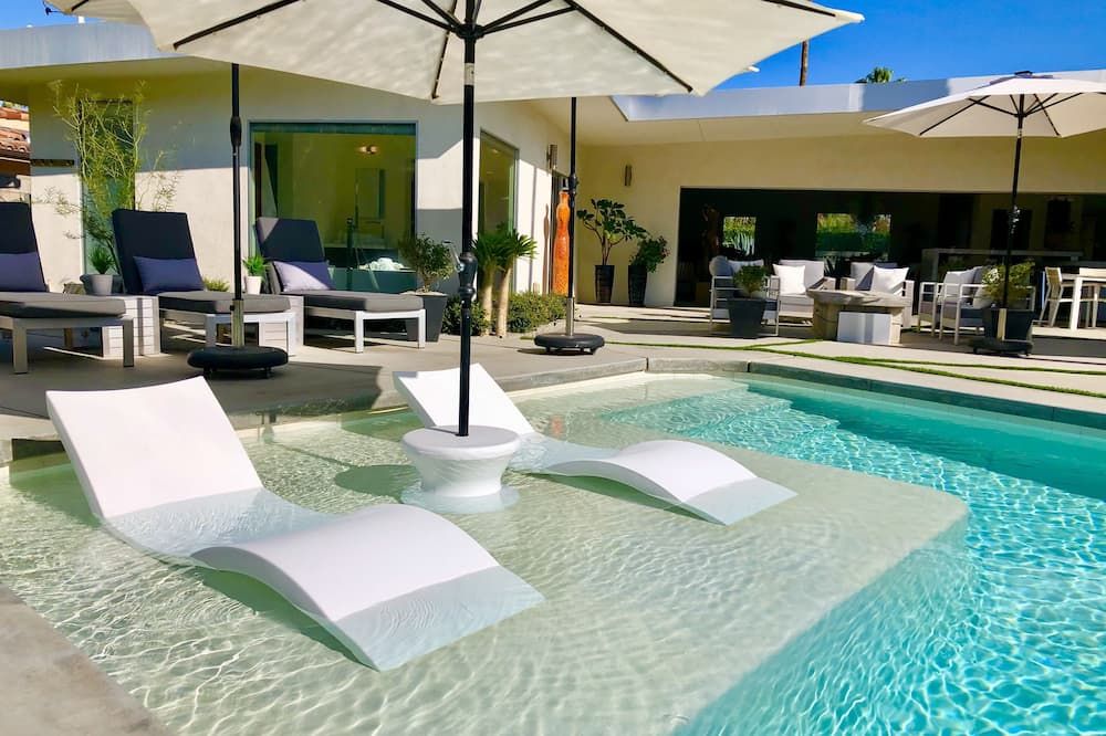 Warm Sands Mid-Century Oasis - פאלם ספירנגס - בריכה