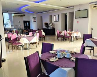 Hotel Oasis - Heroica Caborca - Restaurante