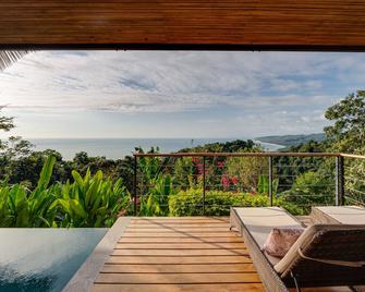 Luxurious, romantic, private villa with stunning views of the jungle and beaches - Malpais - Balcón
