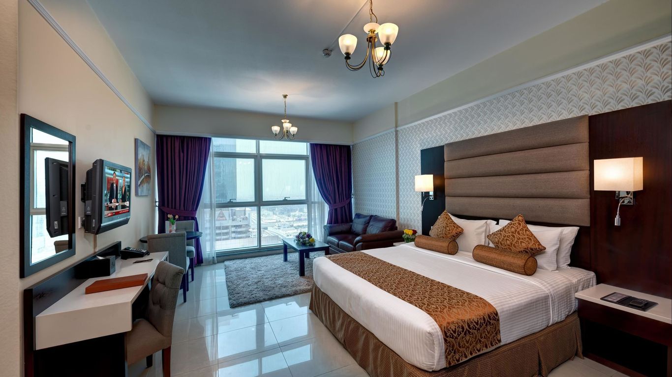 Emirates Grand Hotel