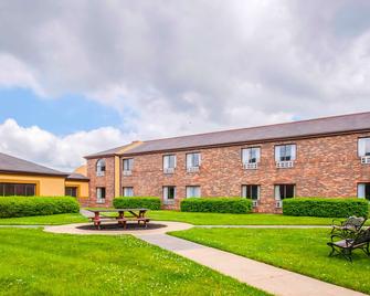 Quality Inn Salisbury - Salisbury - Building
