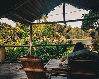 Paradise Eco-Hub - Kabale - Balcony