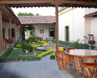Hotel La Merced - Colima - Patio