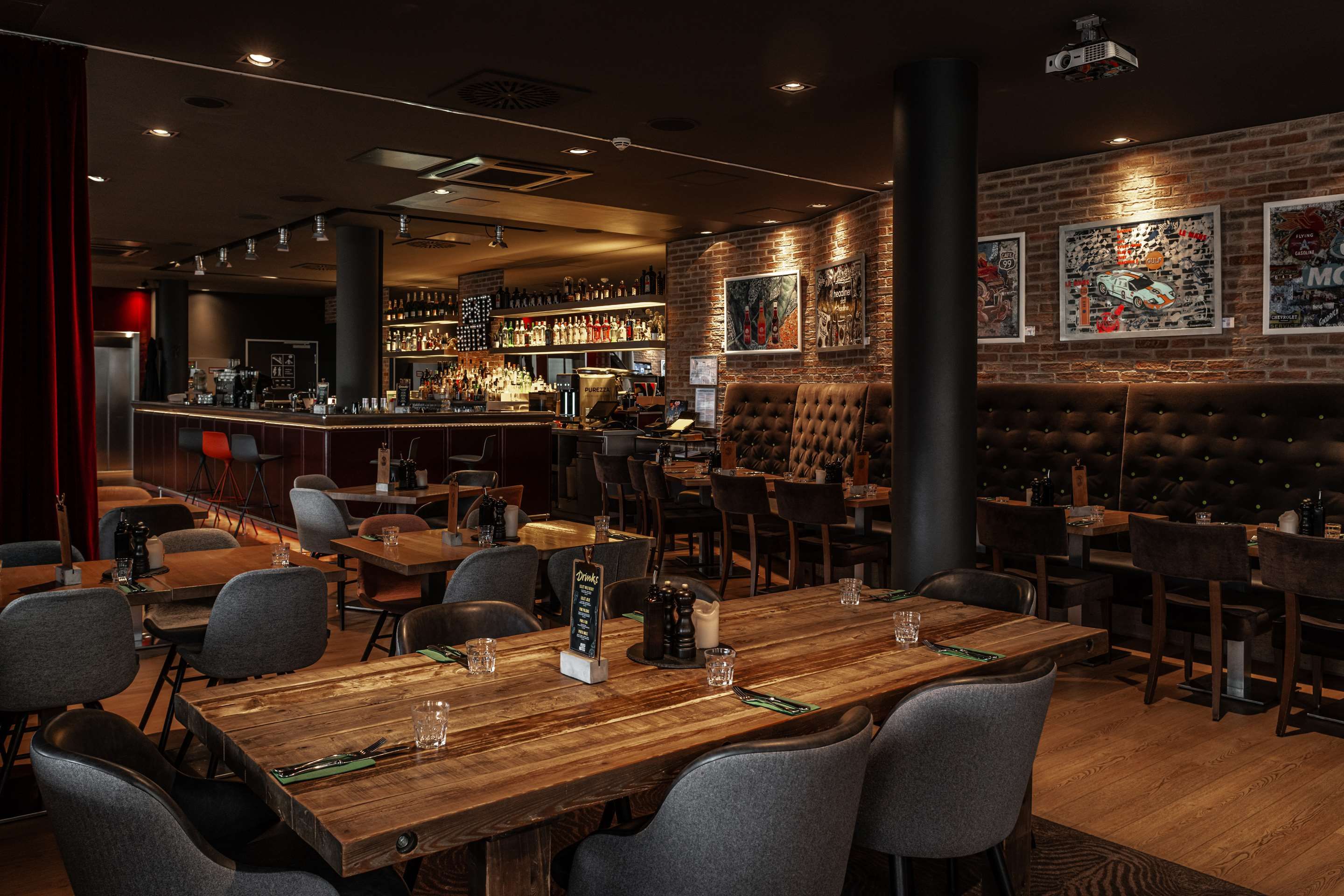 بنتا هوتل كاسل - كاسيل - بار