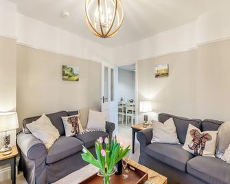 Pennypot Cottage - Uk41787 - Kettlewell - Living room