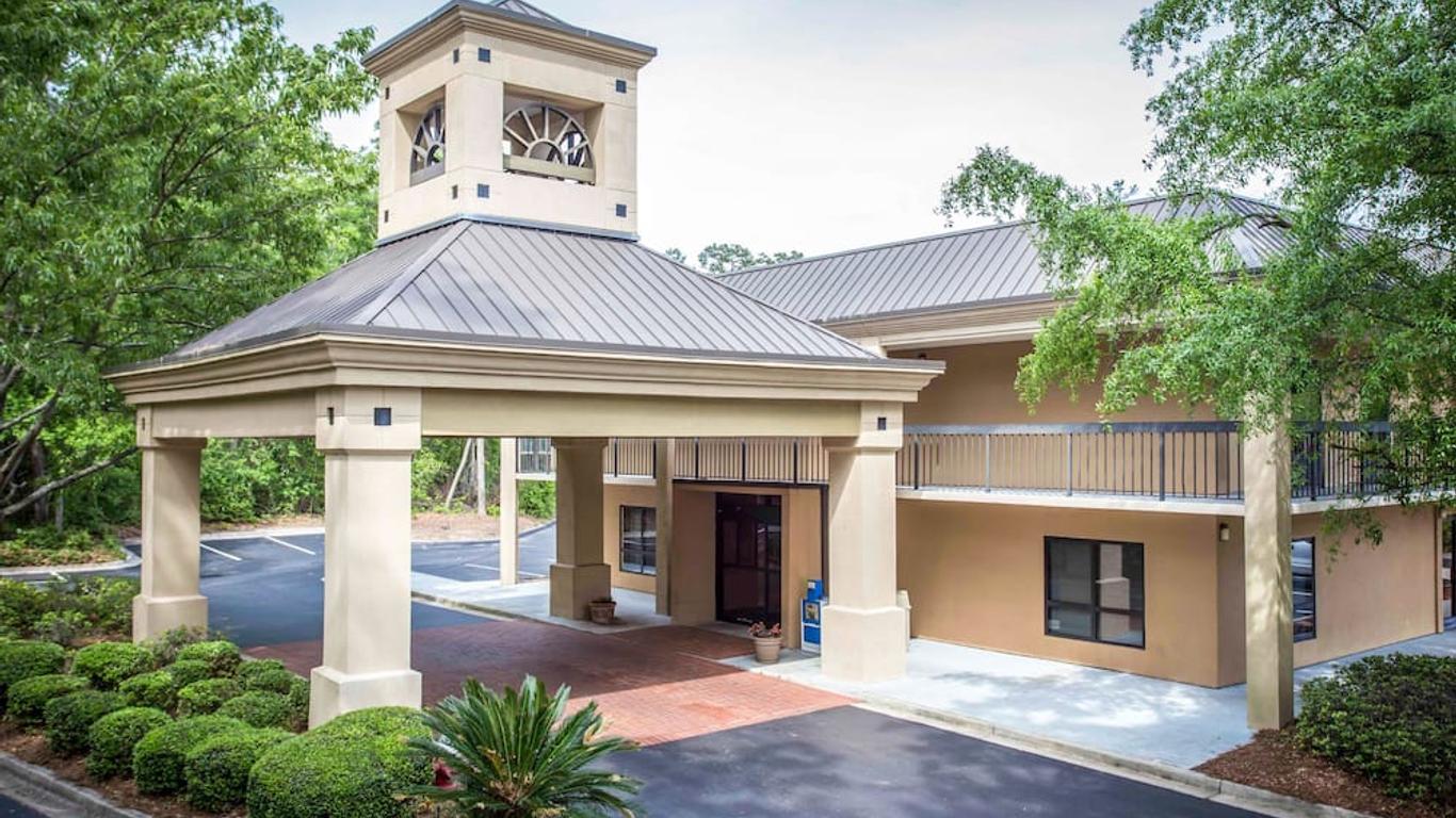 Clarion Inn and Suites Aiken South