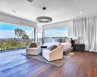 Luxury Resort Style Hollywood Hills Villa - לוס אנג'לס - סלון