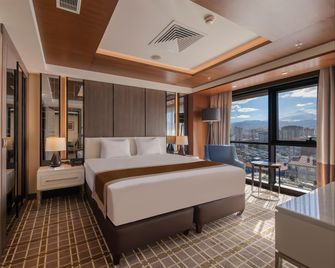 Holiday Inn Kayseri - Duvenonu By IHG - Kayseri - Sovrum