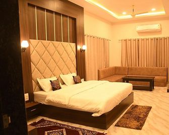 Hotel Shubh Karman - Maihar - Bedroom