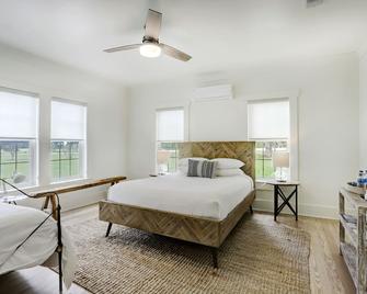 Farmstead Round Top - Round Top - Bedroom