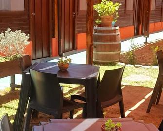 Hostal Del Suri - Cafayate - Patio