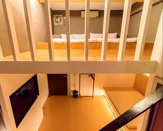 Goldmine Hotel - Ruifang District - Stairs