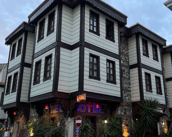 La Fontaine Butik Otel - Mudanya - Building