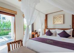 Desa Swan Villas & Spa, Keramas - Gianyar - Bedroom