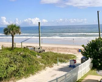 Absolute Beach - Sea View at Symphony Beach Club! - Ormond Beach - Playa