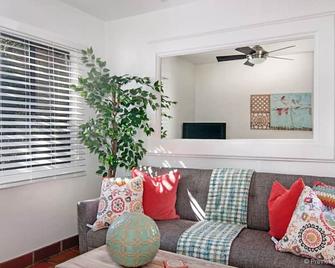 Air Concierge Old Town Charming Cottages 1 - San Diego