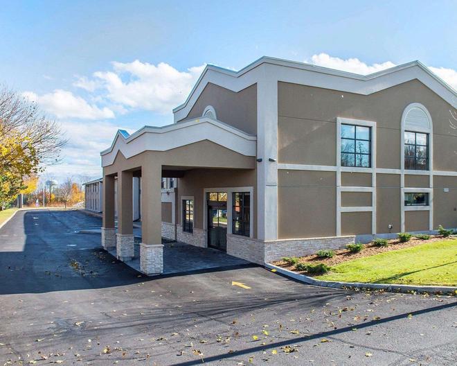 Comfort Inn C 192 C 1 5 9 Brockville Hotel Deals