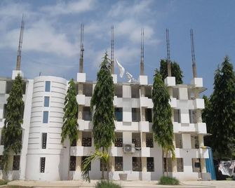 Peacock Park Hotel Ukunda - Ukunda - Building