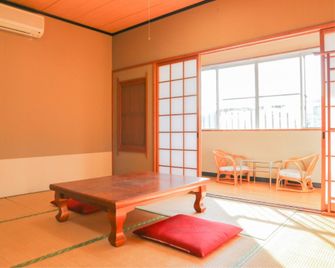 Maruya Hotel - Tsushima - Essbereich