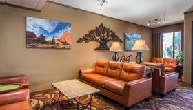 Quality Inn South - Colorado Springs - Huiskamer