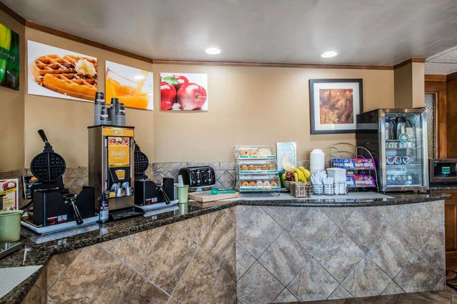 Quality Inn South 76 1 5 8 Colorado Springs Hotel Deals