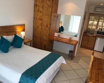 Gulu Private Resort - East London - Schlafzimmer