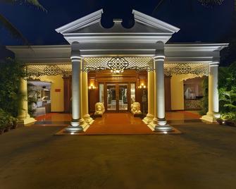 Mayfair Palm Beach Resort - Gopālpur - Building