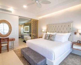 2-bedroom suite at Garza Blanca Cancun, offering luxury, beach, and excitement. - Punta Sam - Bedroom