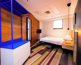Urban Nomad - Kings Cross - Sydney - Kamar Tidur
