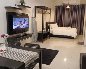 Klia Airport Homestay 7 - Sepang - Bedroom
