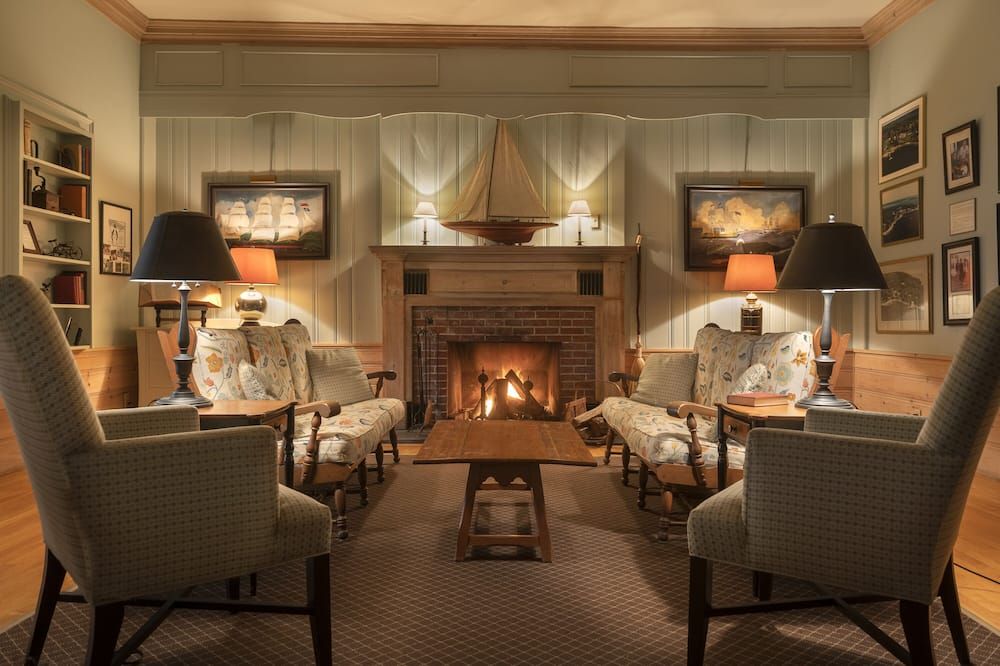 Spruce Point Inn Resort and Spa - Boothbay Harbor - Salon
