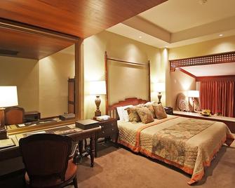 The Manila Hotel - Manila - Schlafzimmer