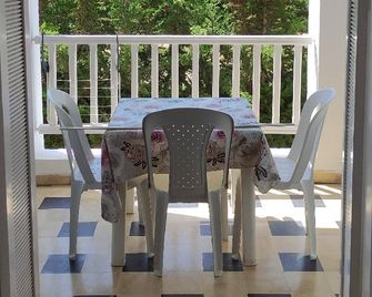 Cozy 2br Near Beach & Marina - Hammamet - Lounge