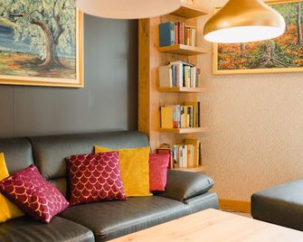 Best Western Plus Parkhotel & Spa Cottbus - Cottbus - Wohnzimmer