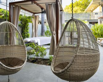 Dr. Wilkinson's Backyard Resort and Mineral Springs, a Member of Design Hotels - Calistoga - Binnenhof