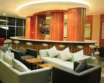 Sapadia Hotel Siantar - Pematangsiantar - Bar