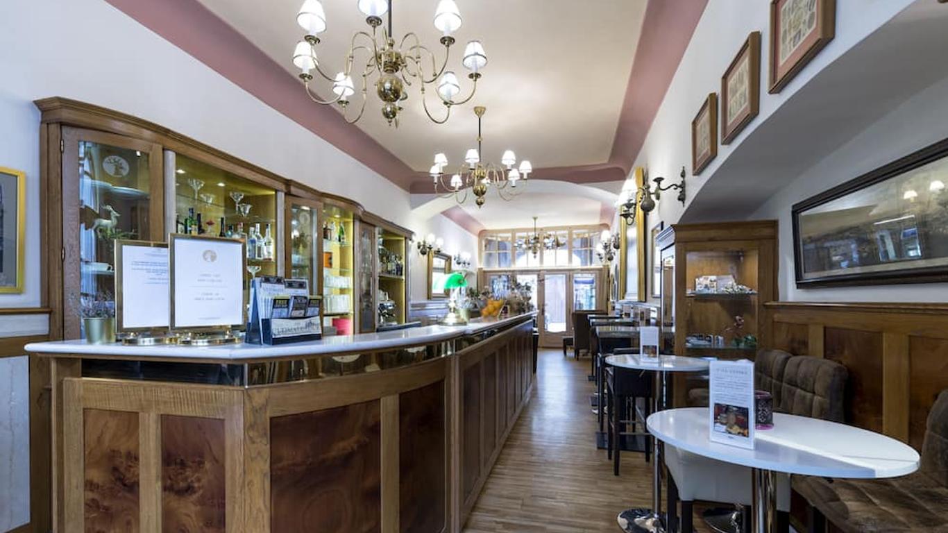 Hotel U Zlateho jelena