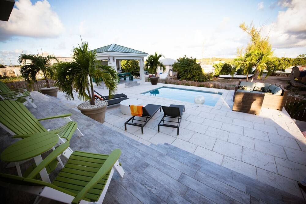 Oceanfront - Turtle Suite At Drift Villa - Cockburn Town - Zwembad