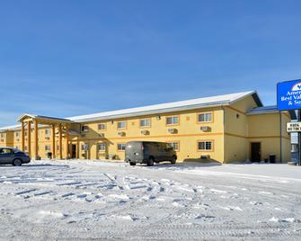 Americas Best Value Inn & Suites Sidney - Sidney - Building