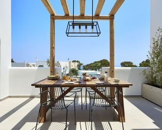 Altera Pars Suites - Vothonas