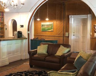 National Historic Landmark Inn 10 min from Ithaca & Cornell - Lansing - Recepción