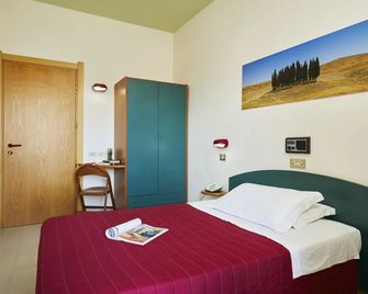 Santa Caterina Hotel & Bike - Chianciano Terme - Soverom