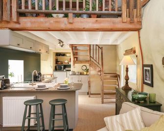 The Byre - Bideford - Kitchen