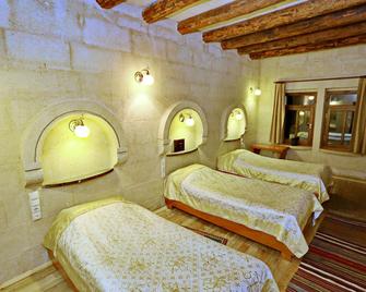 Anatolia Raymonde Cave House - Uchisar - Bedroom
