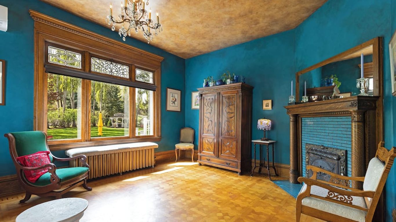 깁슨 맨션 베드 앤드 브렉퍼스트