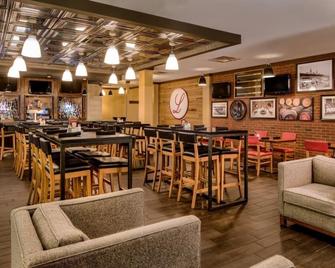 Four Points by Sheraton Louisville Airport - Louisville - Restaurante